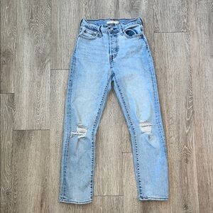 Levi's Blue Denim Wedgie Straight size 26 distressed jeans pants
